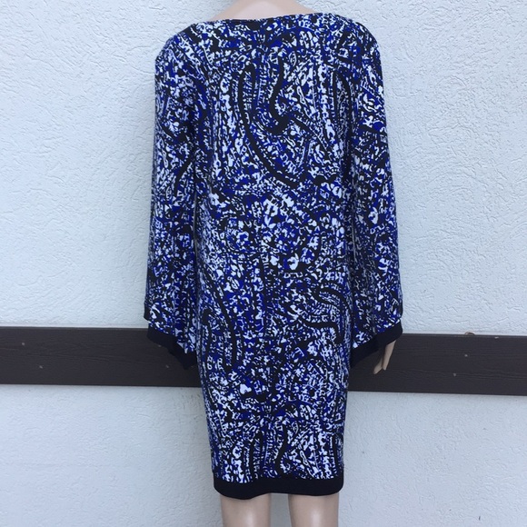 Emma and Michelle XL dress bell sleeves - Picture 4 of 7